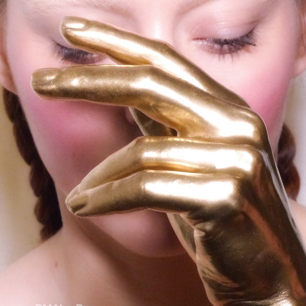 Portfolio D-mai- Photo: H.R. Makeup: Elise Denys