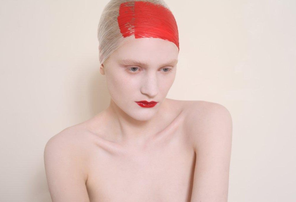 Portfolio D-mai. Photo : Christophe Donna - Makeup Ophélie Crommar.