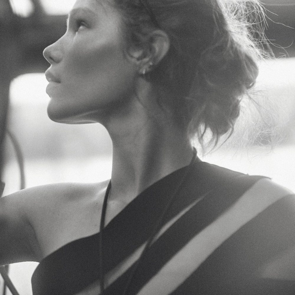 Numero-Photo: Koto Bolofo-Makeup: Houda Remita-dmai